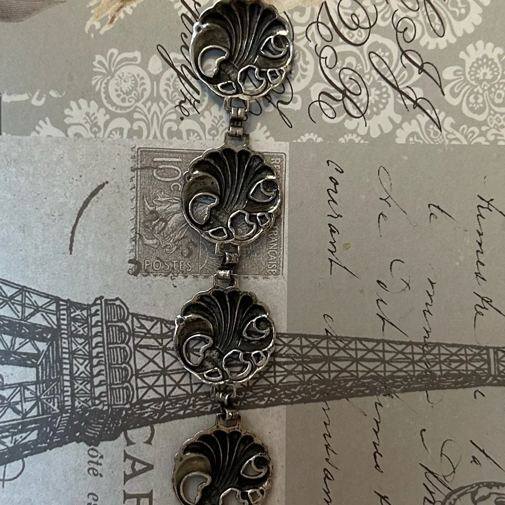 Amazing vintage sterling silver round panel bracelet FAN motif